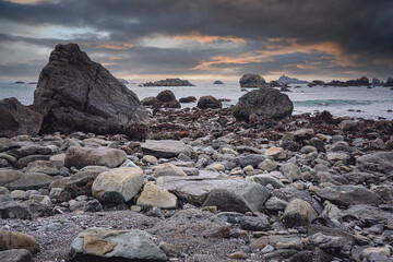 你适合浓妆还是淡妆 选对妆容才能站稳c位