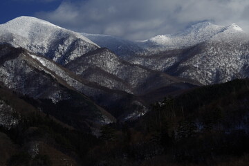 流泉村位于哪个省