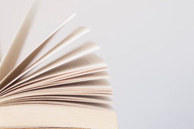 李焕英是贾玲的母亲吗？